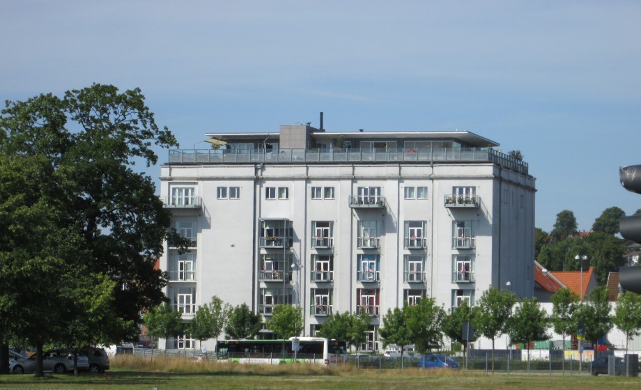 Frøavlen Udefra