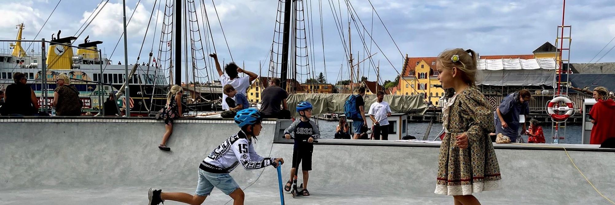 Skatebanen på Frederiksø tiltrækker mange børn